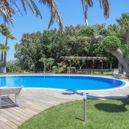 Td Trulli Bruco Large Pool For Family Fun * Monopoli